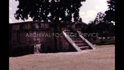 Mexico 1970s, Daytime view of Chichén Itzá with stairs