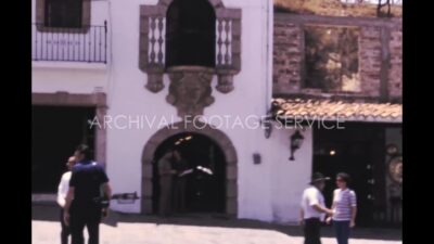 Mexico 1970s, Daytime view of building with people